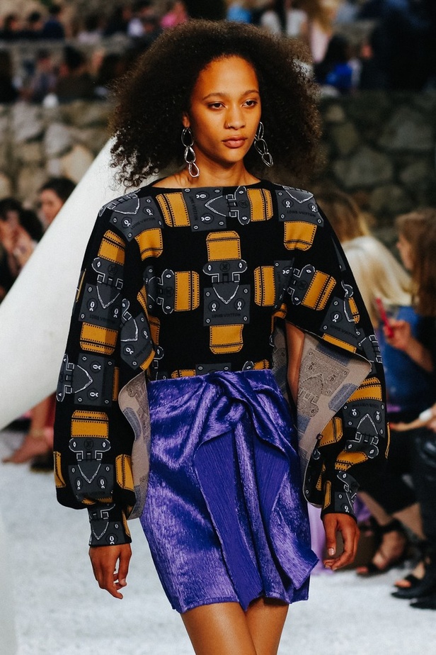 أزياء لويس فويتون كروز لعام 2019 تحاكي الروح الحيوية