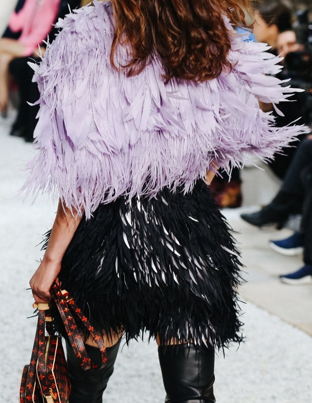 أزياء لويس فويتون كروز لعام 2019 تحاكي الروح الحيوية