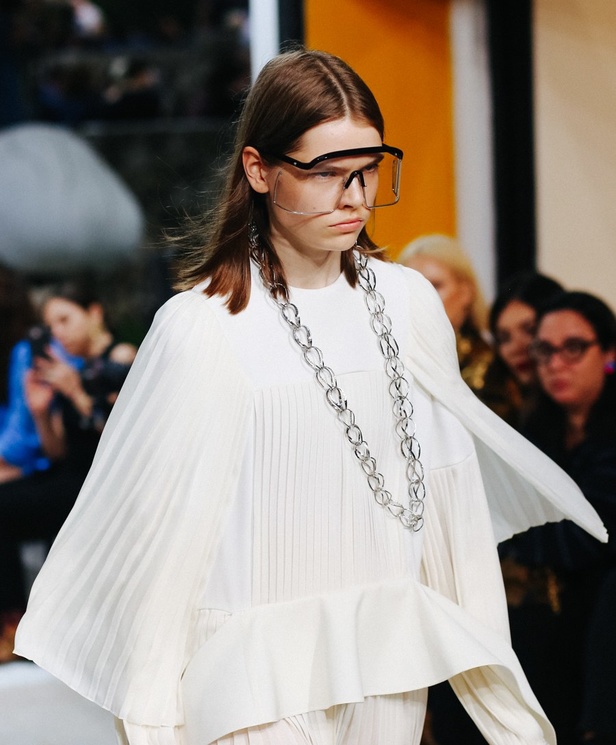 أزياء لويس فويتون كروز لعام 2019 تحاكي الروح الحيوية