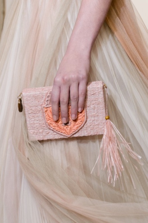 مجموعة "سكيابريلي" للهوت كوتو لموسم ربيع وصيف 2018