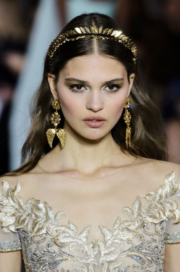 عرض ازياء جروج حقيبة لربيع وصيف 2018