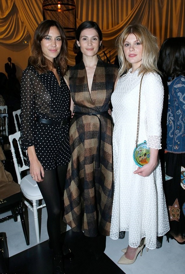 عرض أزياء كريستيان ديور لربيع 2018