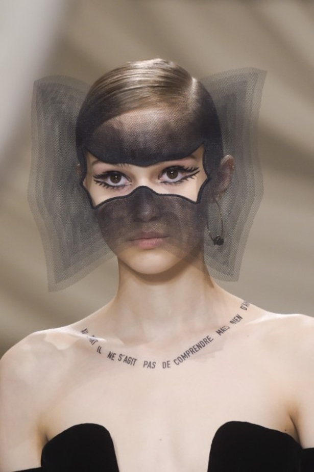 عرض أزياء كريستيان ديور لربيع 2018