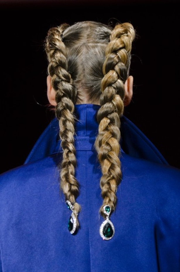 عرض أزياء Alexis Mabille لربيع 2018