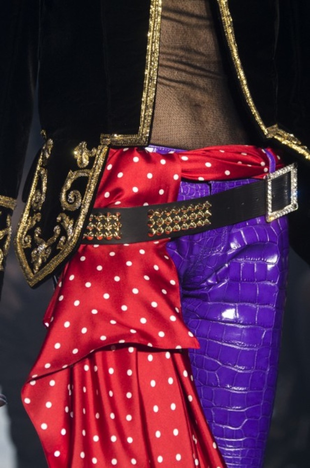 مجموعة Alexandre Vauthier للهوت كوتور لربيع وصيف 2018 