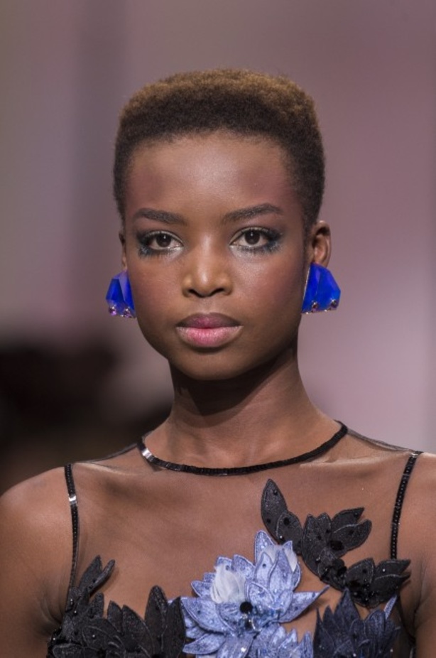 مجموعة Giorgio Armani للهوت كوتور لربيع وصيف 2018