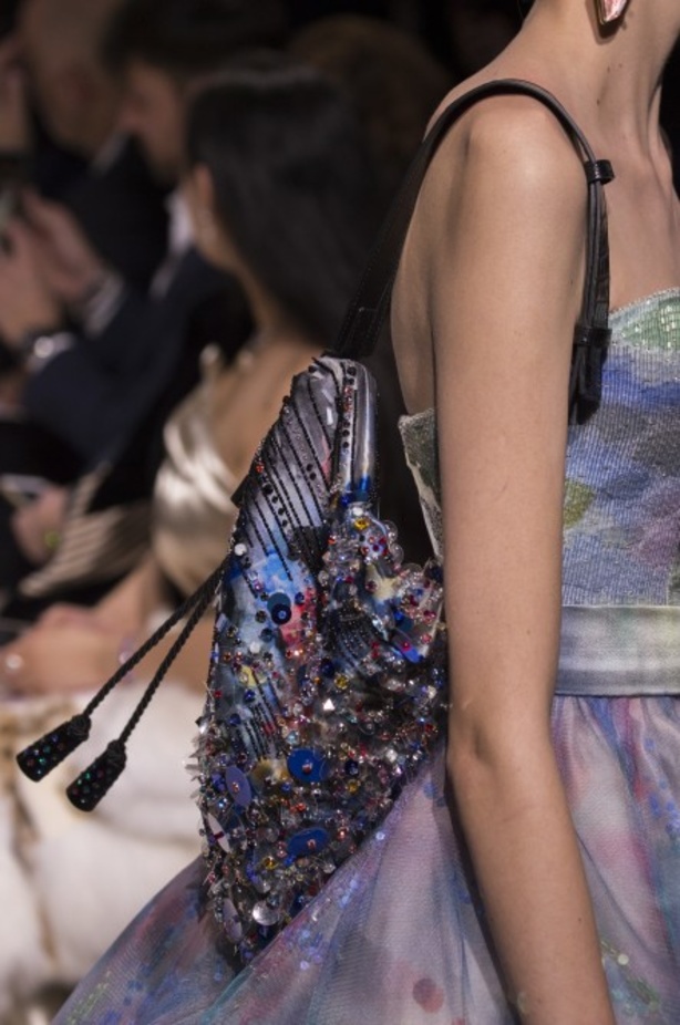 مجموعة Giorgio Armani للهوت كوتور لربيع وصيف 2018