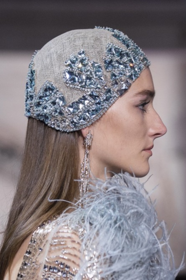 ايلي صعب يحتفل بالحياة في مجموعته لربيع وصيف 2018