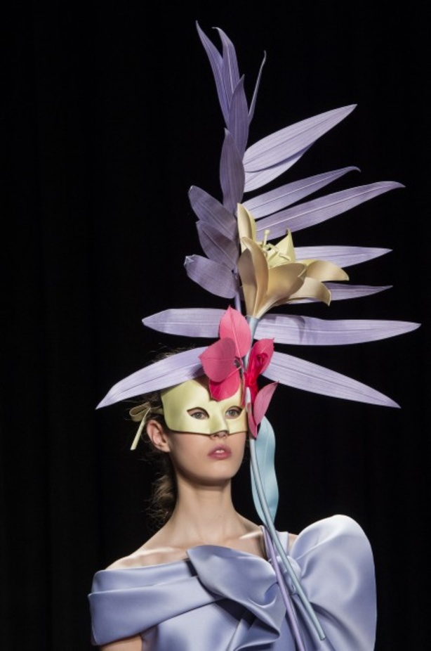 مجموعة فيكتور أند رولف للهوت كوتور لربيع و صيف 2018