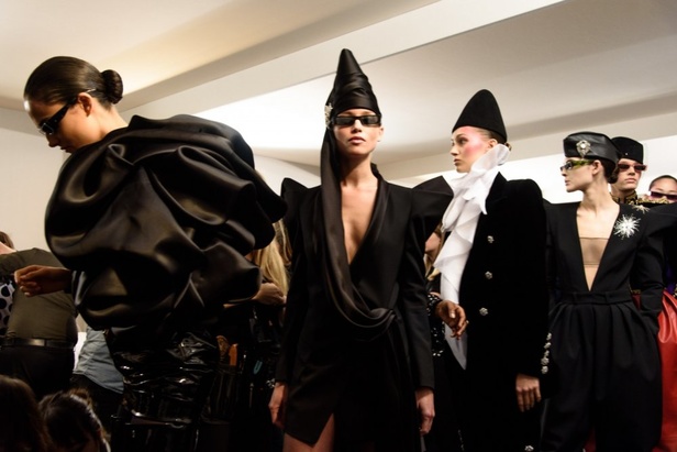 مجموعة Alexandre Vauthier للهوت كوتور لربيع وصيف 2018 