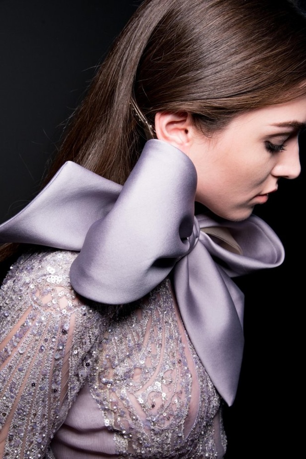 ايلي صعب يحتفل بالحياة في مجموعته لربيع وصيف 2018