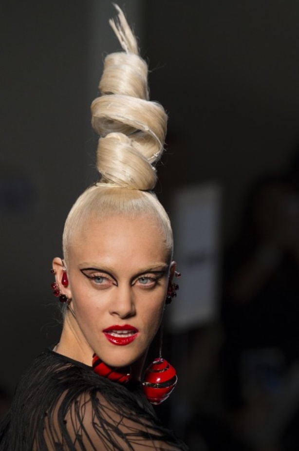 مجموعة جان بول غوتييه للهوت كوتور لربيع وصيف 2018