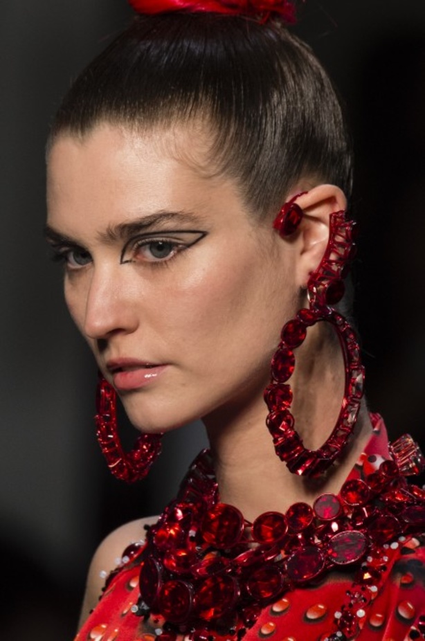 مجموعة جان بول غوتييه للهوت كوتور لربيع وصيف 2018