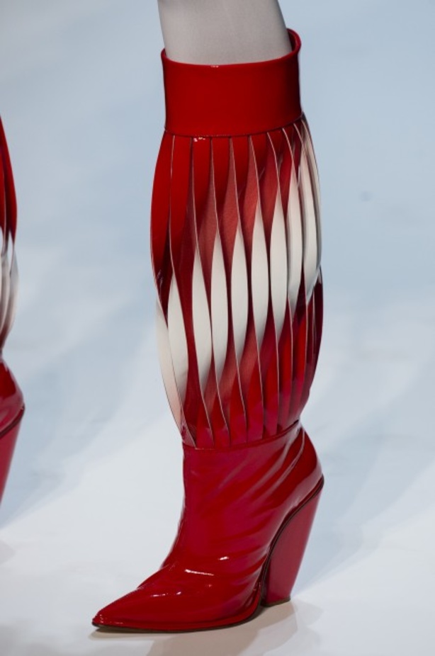 مجموعة جان بول غوتييه للهوت كوتور لربيع وصيف 2018