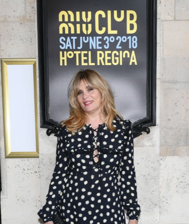 مزيج من العصرية والكلاسيكية في أحدث مجموعة لدار Miu Miu ريزورت 2019