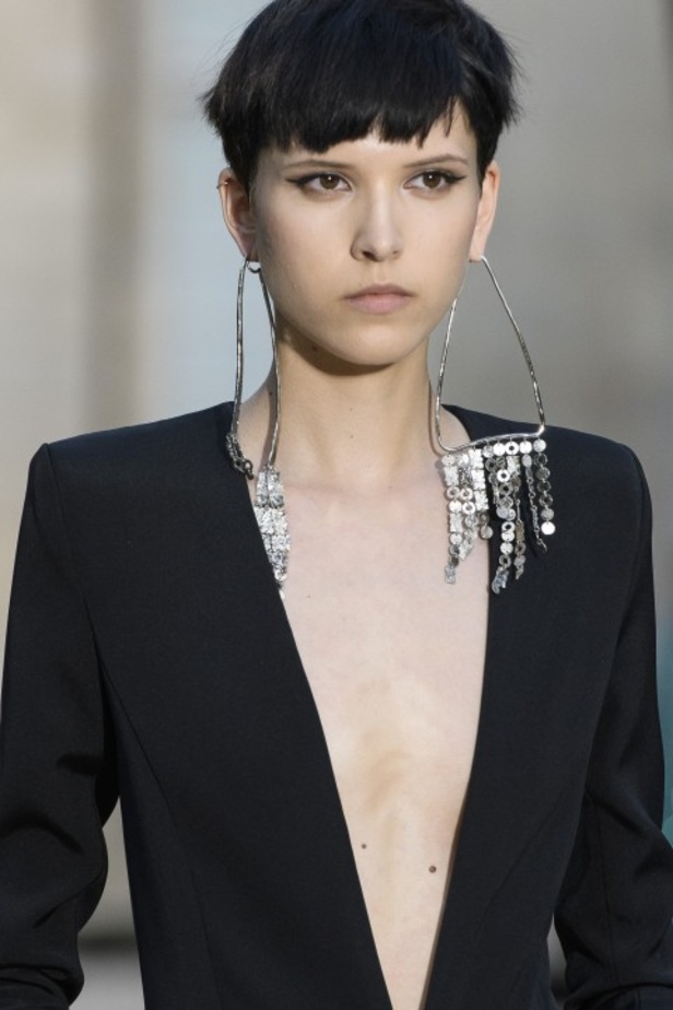 مجموعة جيفنشي للهوت كوتور لخريف وشتاء 2018-2019