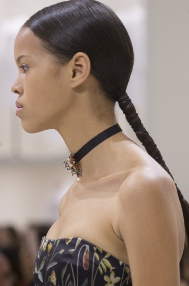 الأنوثة والأناقة.. عنوانا مجموعة دار Dior للهوت كوتور لخريف وشتاء 2018 - 2019 