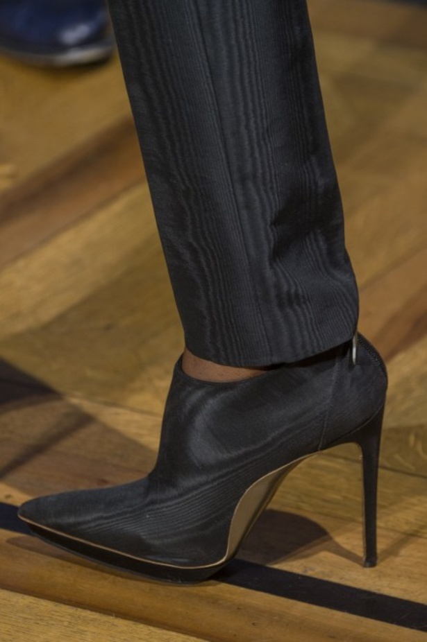 عرض أزياء Schiaparelli لخريف 2018