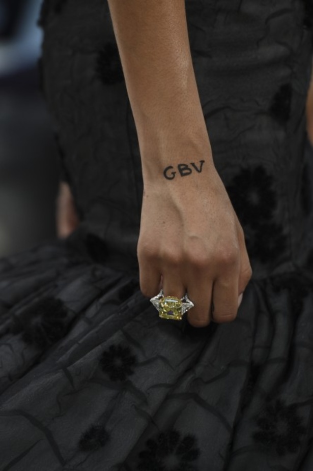 عرض أزياء Giambattista Valli لخريف 2018