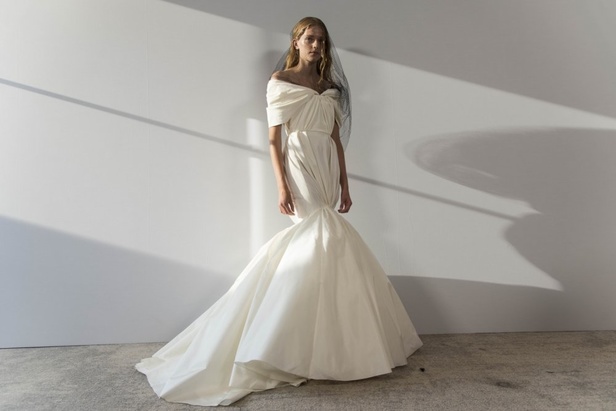 عرض أزياء Giambattista Valli لخريف 2018