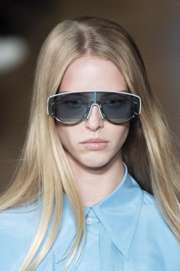 اسبوع الموضة في باريس 2019 مجموعة ستيلا مكارتني لربيع وصيف 2020