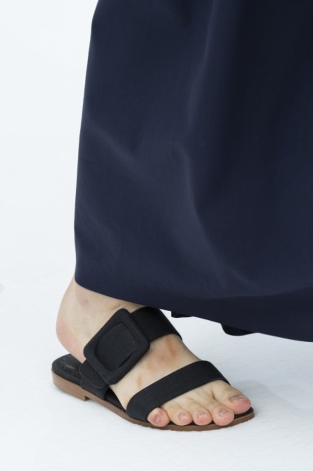 عرض أزياء كارولينا هيريرا لموسم ربيع وصيف 2020