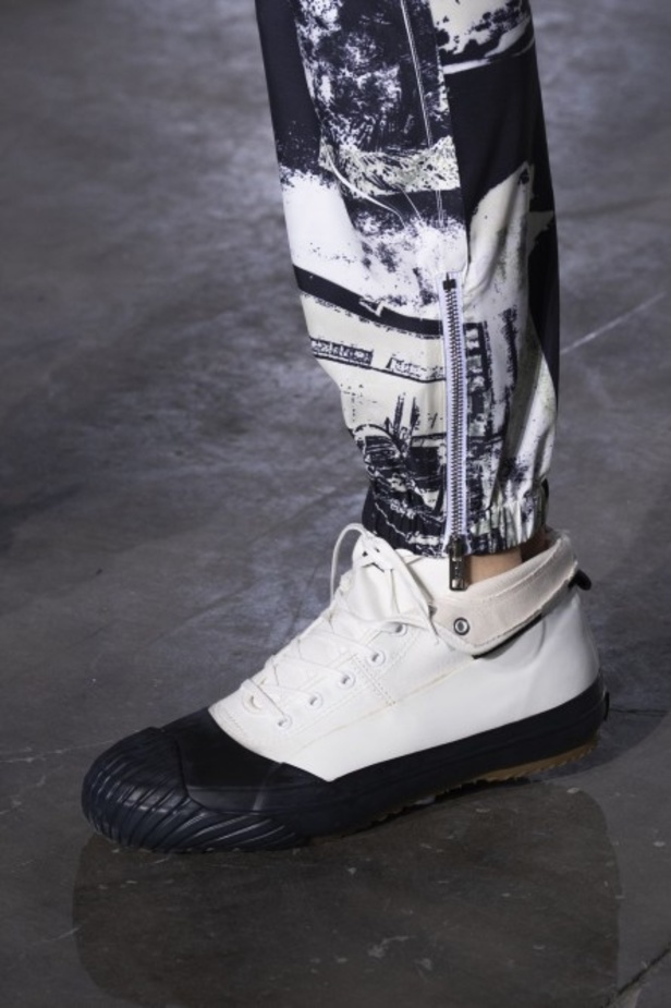 مجموعة Phillip Lim لربيع 2020