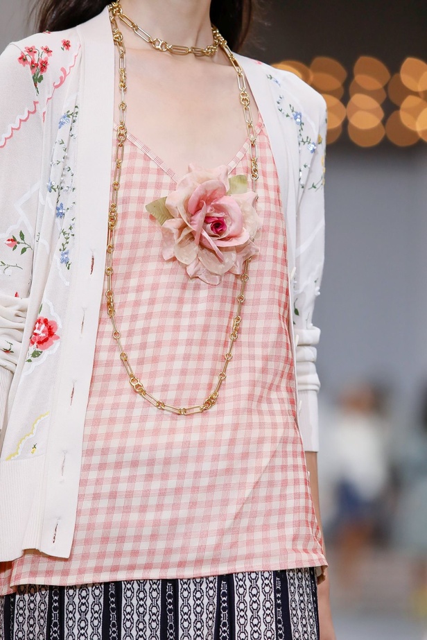 مجموعة توري بورتش لموسم ربيع وصيف 2020