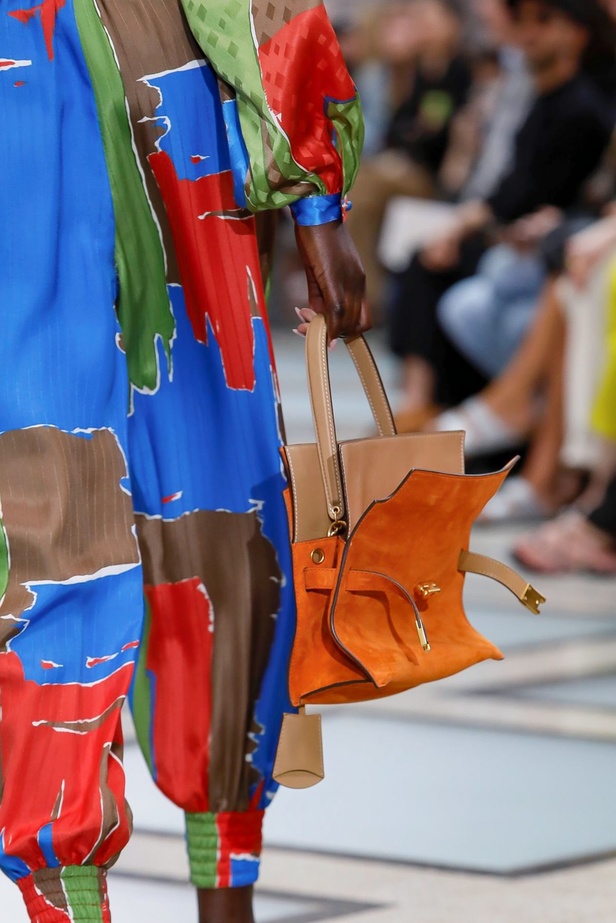 مجموعة توري بورتش لموسم ربيع وصيف 2020