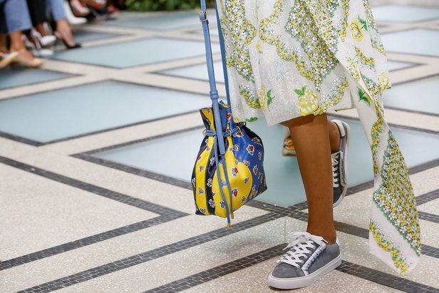 مجموعة توري بورتش لموسم ربيع وصيف 2020