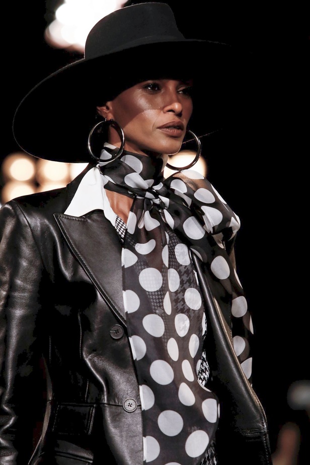 مجموعة تومي هيلفيغر لموسم ربيع وصيف 2020