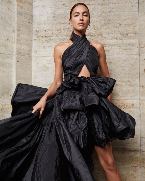 اسبوع الموضة في نيويورك 2019 عرض أزياء oscar de la renta  ربيع وصيف 2020