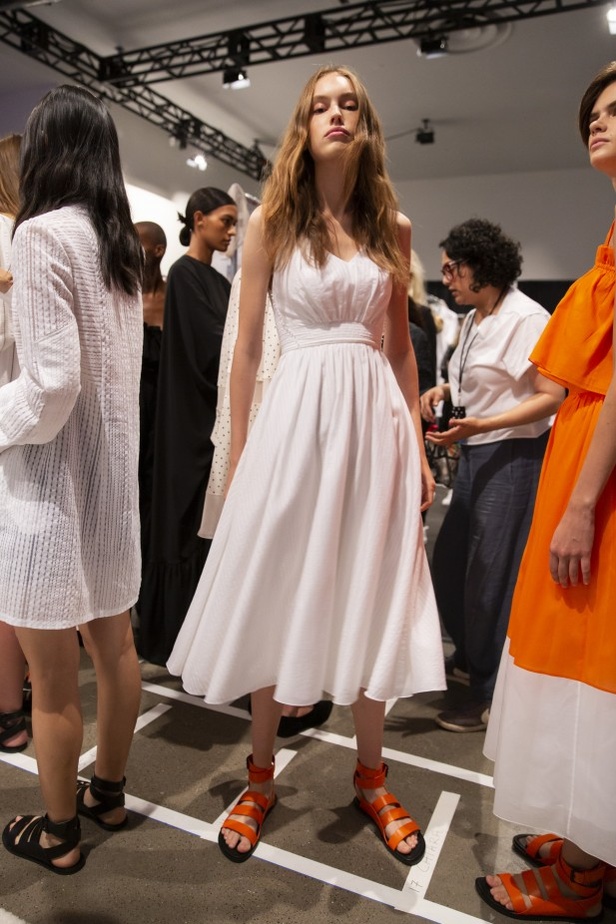 عرض أزياء نون باي نور لموسم ربيع وصيف 2020