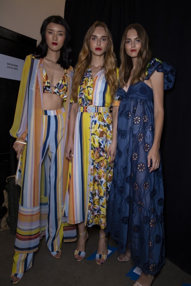 اسبوع الموضة في نيويورك 2019 عرض مجموعة  badgley mischka ربيع وصيف 2020