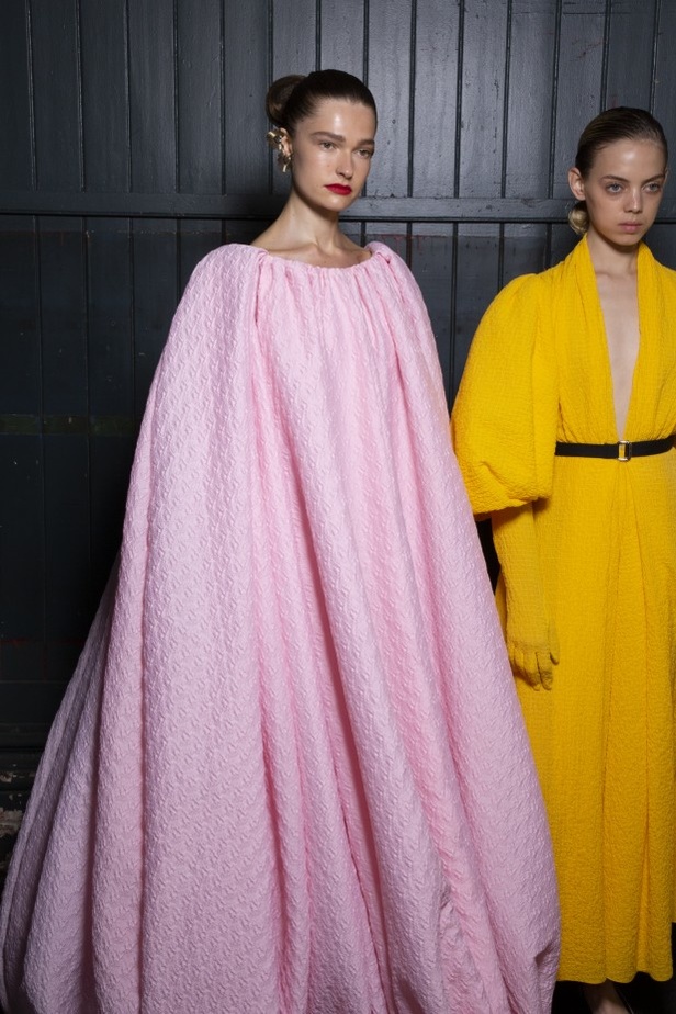 اسبوع الموضة في لندن 2019 مجموعة إميليا ويكستيد للملابس الجاهزة موضة ربيع وصيف 2020