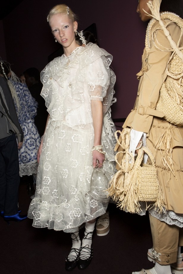 عرض مجموعة Simone Rocha ربيع وصيف 2019