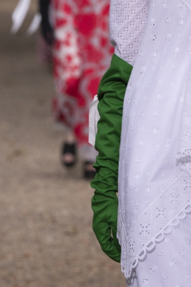 اسبوع الموضة في لندن 2019 عرض ازياء ERDEM لربيع وصيف 2020