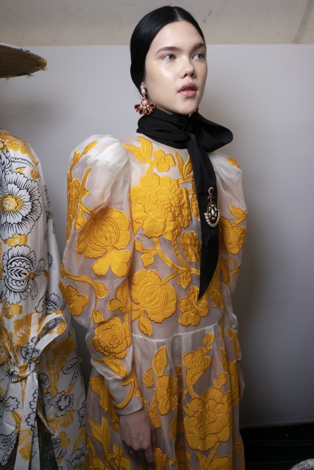 اسبوع الموضة في لندن 2019 عرض ازياء ERDEM لربيع وصيف 2020