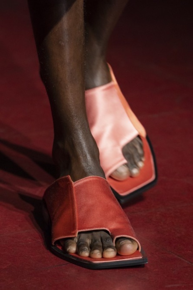 اسبوع الموضة في ميلان 2019 عرض أزياء  Peter Pilotto لربيع وصيف 2020