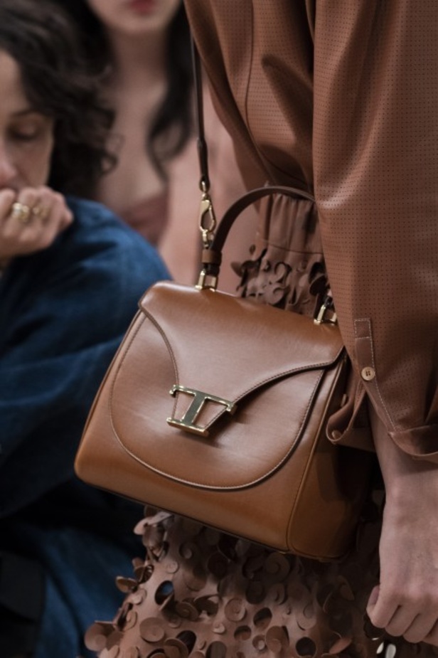 اسبوع الموضة في ميلان 2019 احذية TODS الفاخرة لربيع وصيف 2020