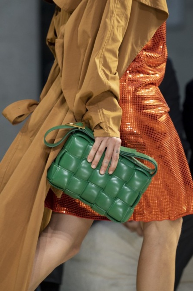 حرفية وإبداع في مجموعة Bottega Veneta لربيع وصيف 2020