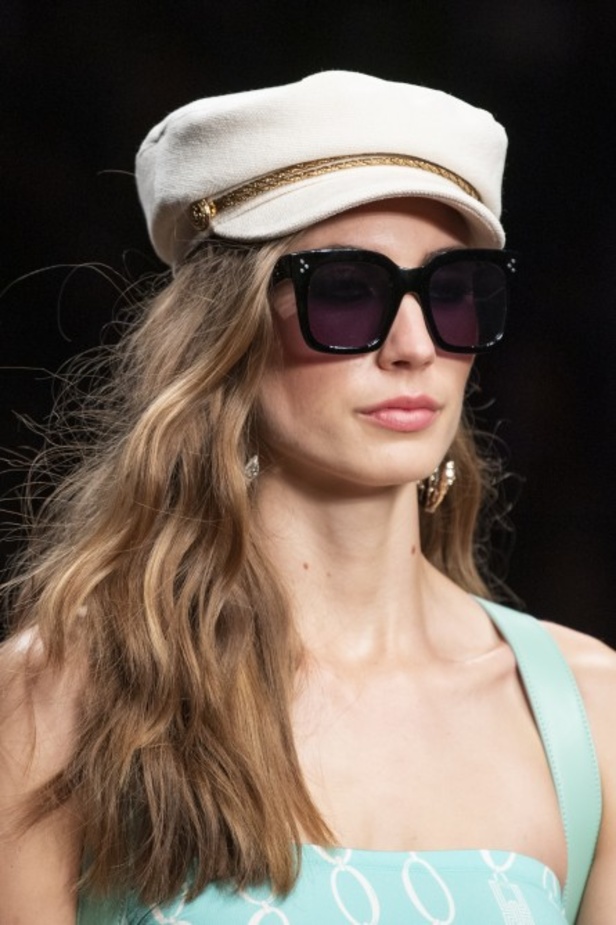 سافري الى عالم الرحلات البحرية مع مجموعة Elisabetta Franchi لربيع وصيف 2020