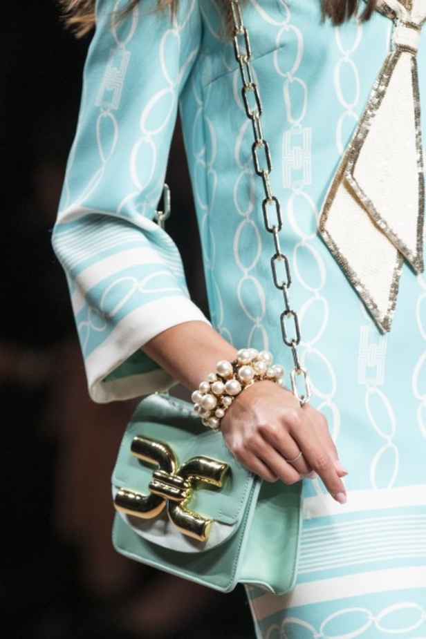 سافري الى عالم الرحلات البحرية مع مجموعة Elisabetta Franchi لربيع وصيف 2020