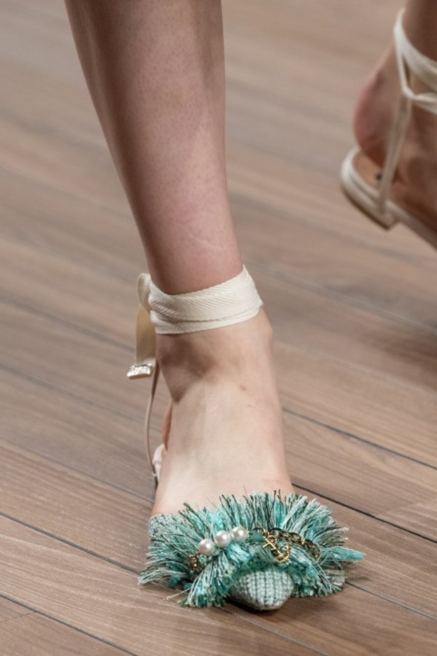 سافري الى عالم الرحلات البحرية مع مجموعة Elisabetta Franchi لربيع وصيف 2020