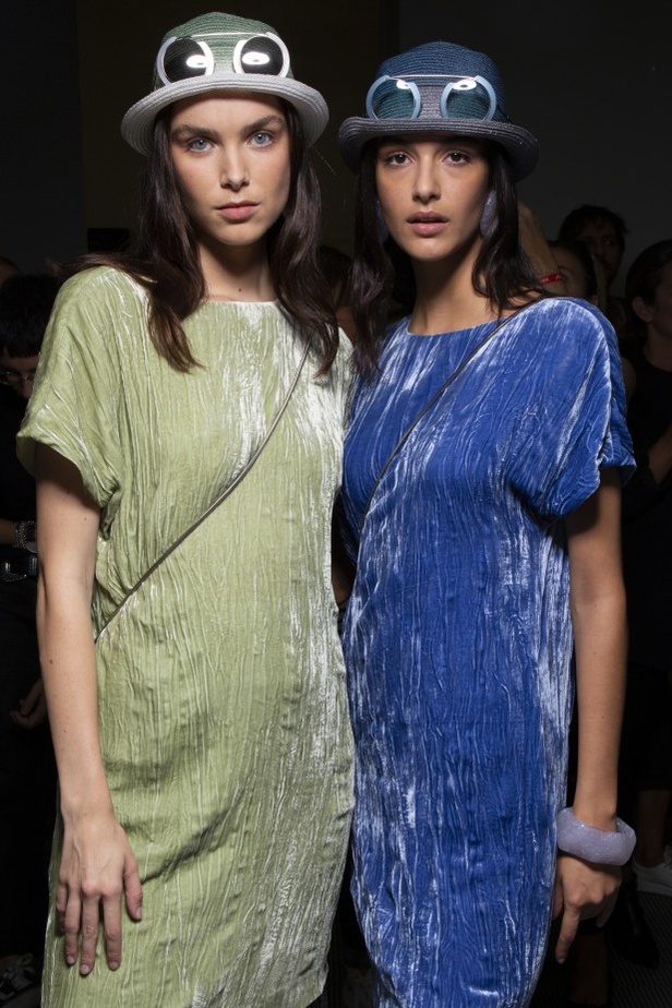 اسبوع الموضة في ميلان 2019 عرض أزياء Emporio Armani لربيع وصيف 2020 من ميلان