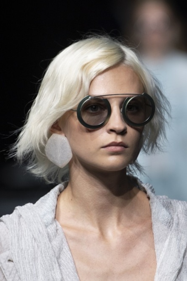 اسبوع الموضة في ميلان 2019 عرض أزياء Emporio Armani لربيع وصيف 2020 من ميلان