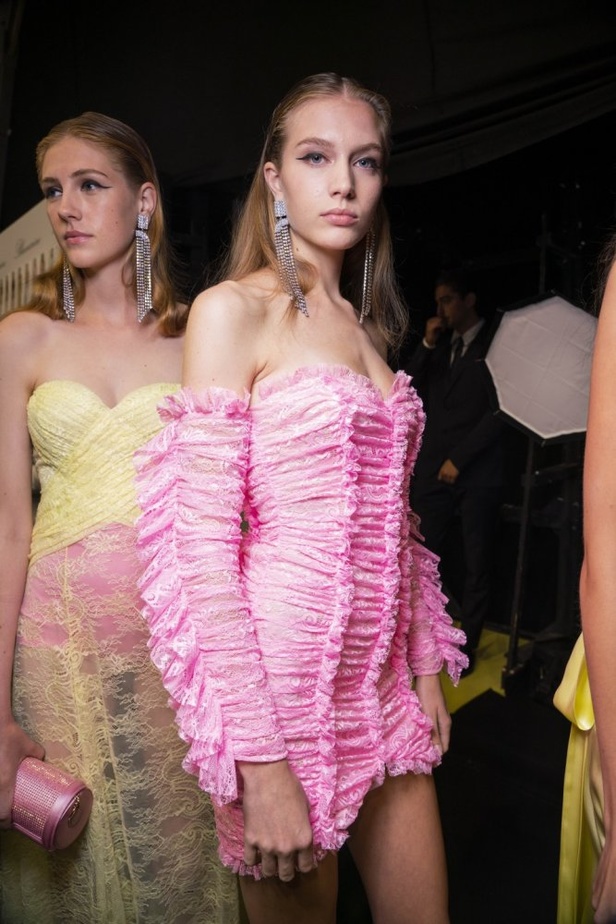 اسبوع الموضة في ميلان 2019 عرض أزياء  BLUMARINE لربيع وصيف 2020