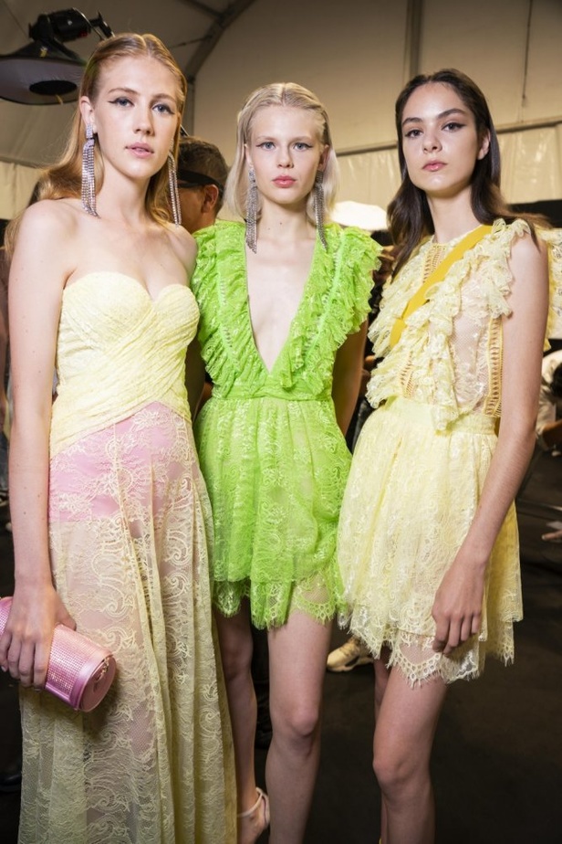 اسبوع الموضة في ميلان 2019 عرض أزياء  BLUMARINE لربيع وصيف 2020