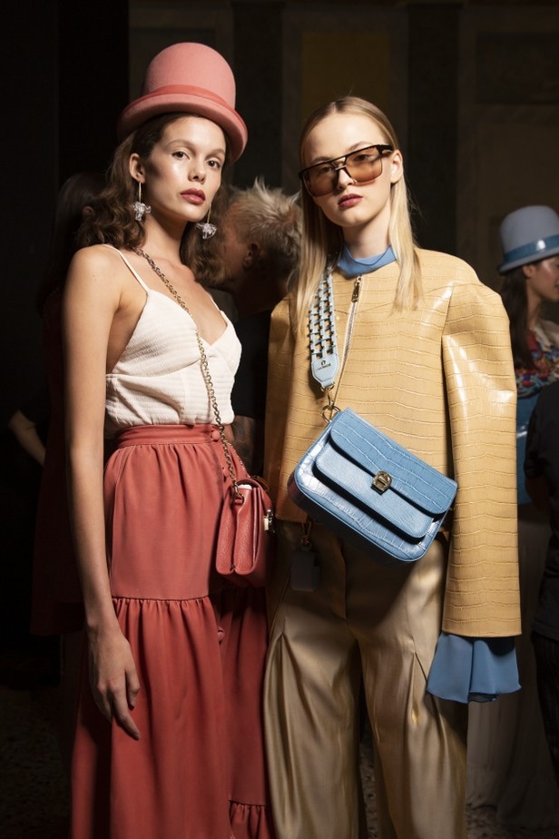 اسبوع الموضة في ميلان 2019 أزياء AIGNER الفاخرة لربيع وصيف 2020