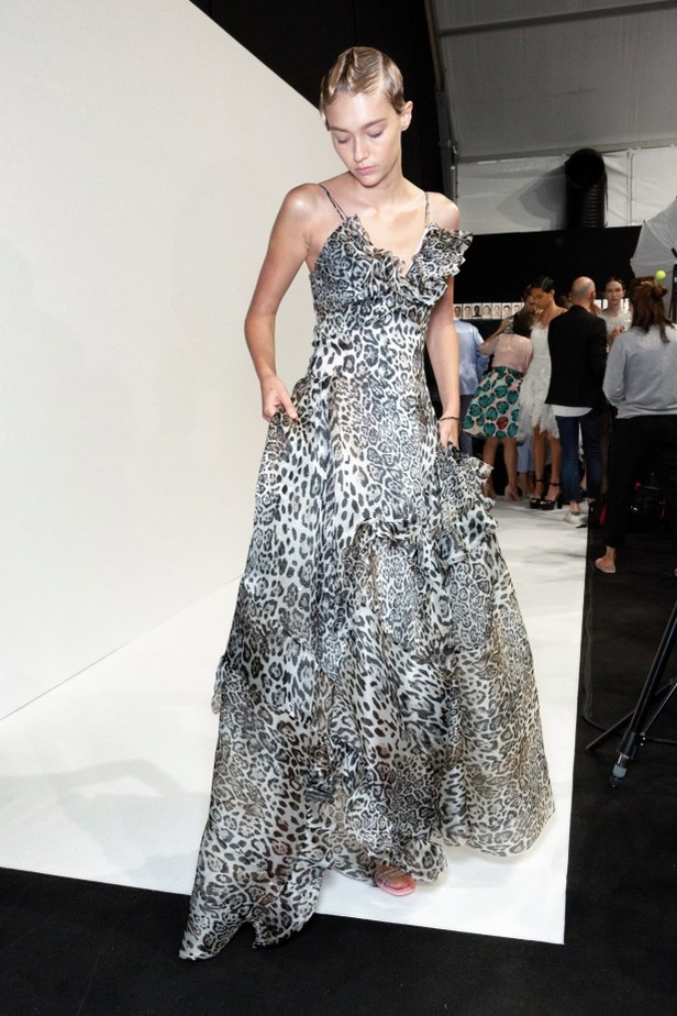 اسبوع الموضة في ميلان 2019 عرض أزياء ERMANNO SCERVINO لربيع وصيف 2020